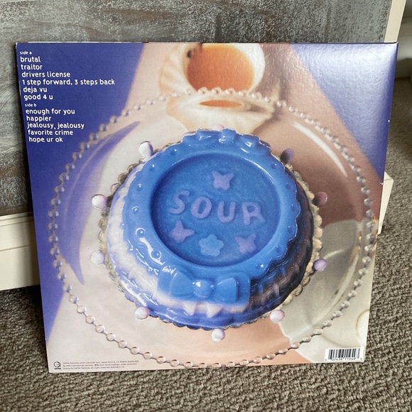 Olivia Rodrigo SOUR Record - Picture 4 of 8